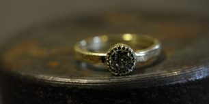グリーンゴールド婚約指輪